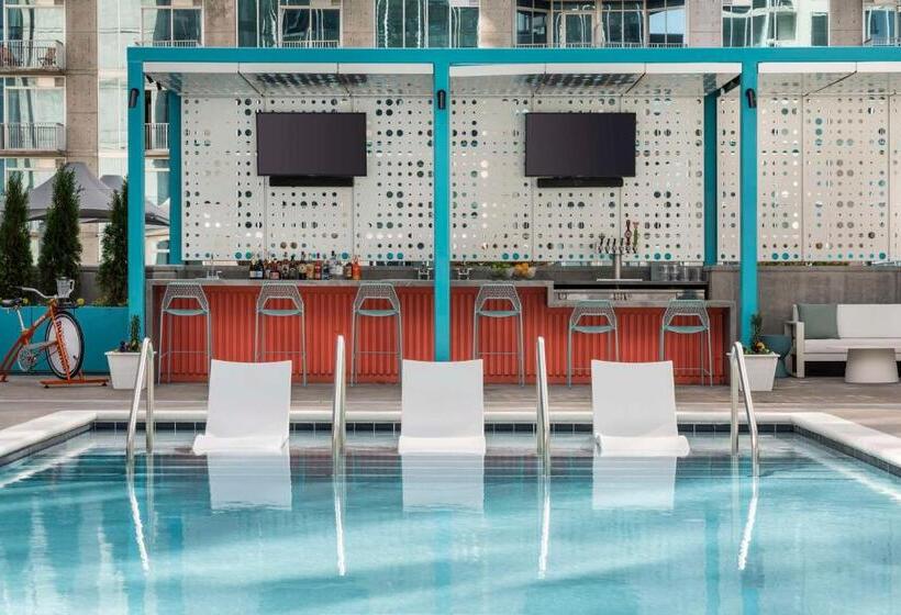 هتل Hyatt Centric Downtown Nashville