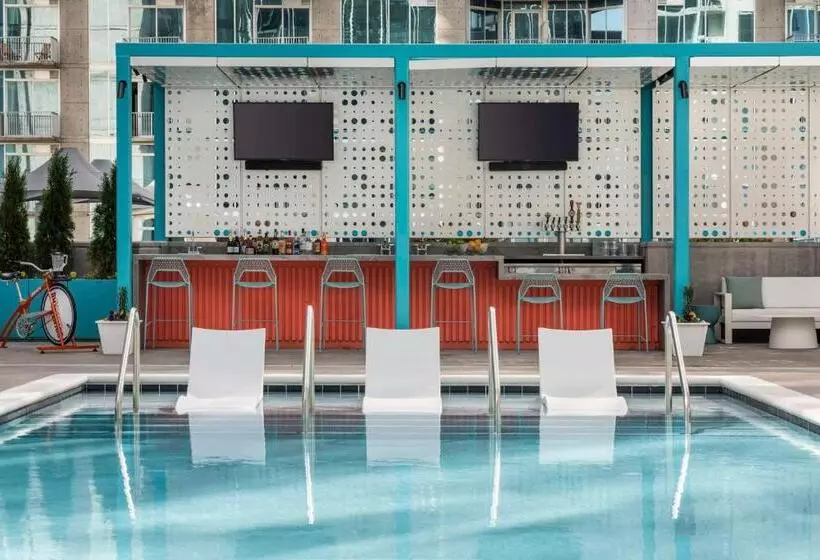 هتل Hyatt Centric Downtown Nashville