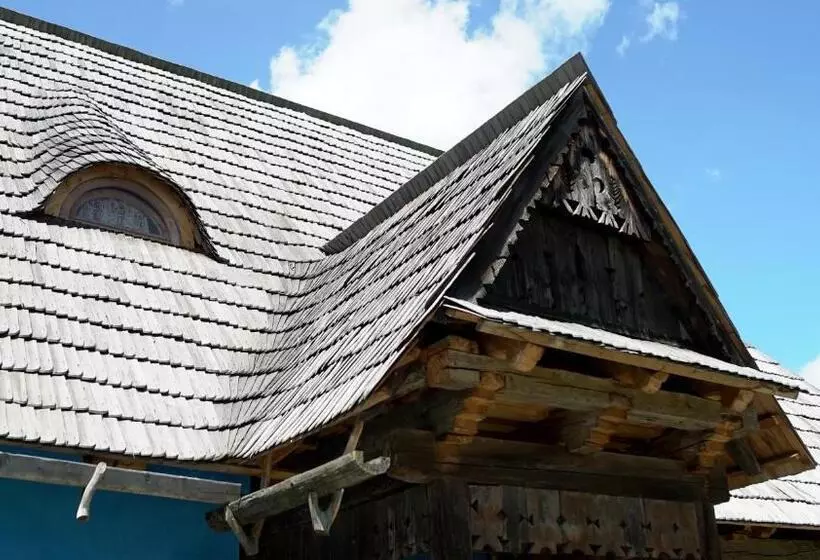 هتل Iz De Maramures Rural