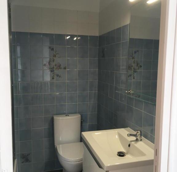 فندق L Auberge Du Lion D Or