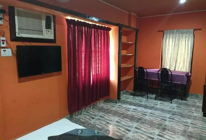 ホテル Nila Lodge