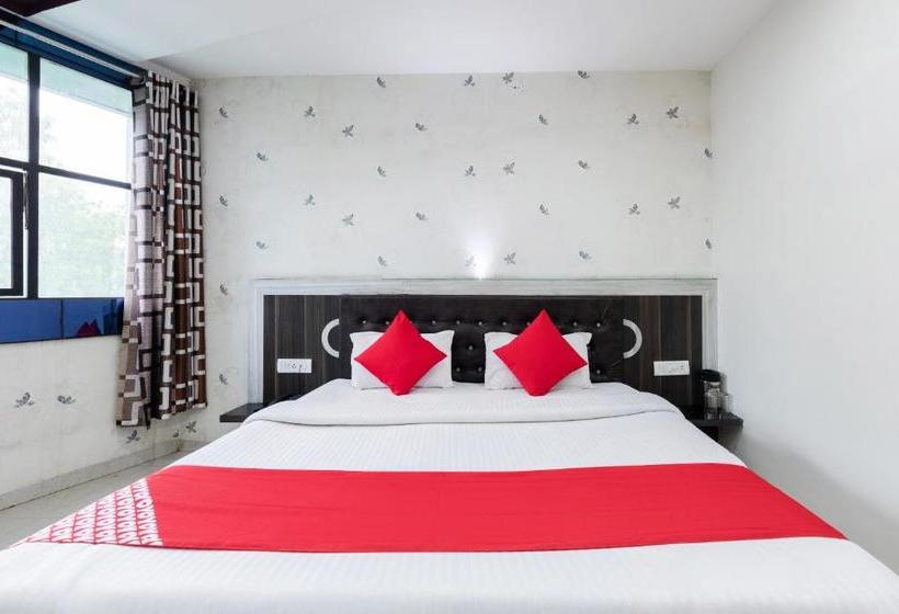 酒店 Oyo 45301  Om Palace