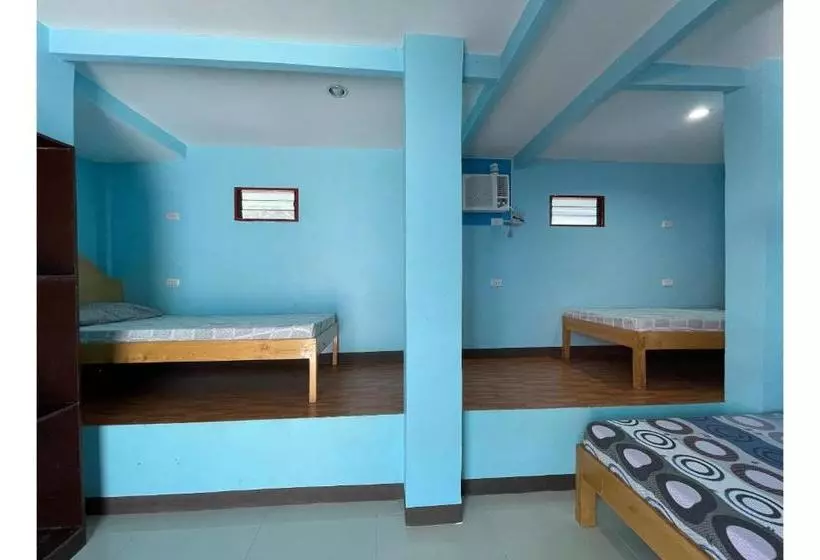 هتل Oyo 795 Tapales Guest House