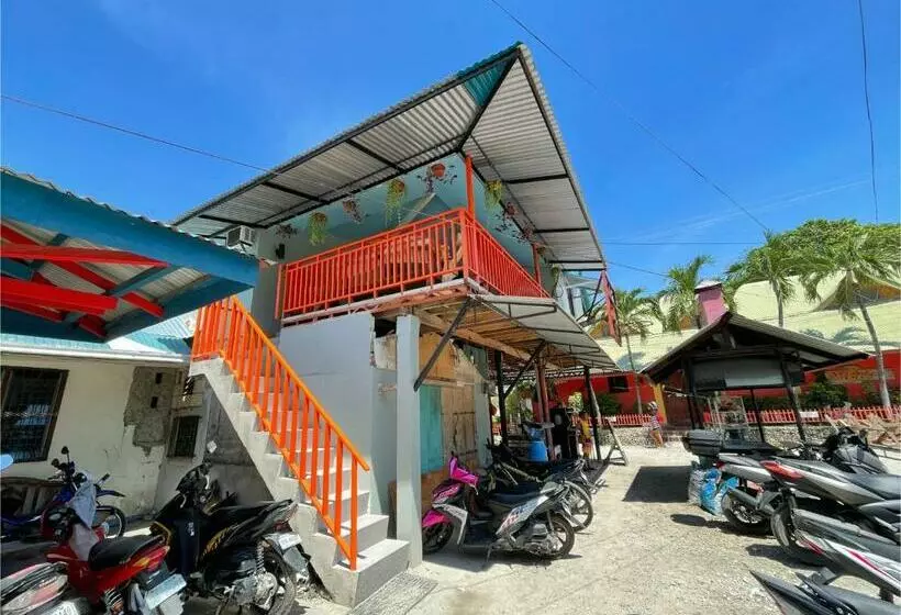 هتل Oyo 795 Tapales Guest House