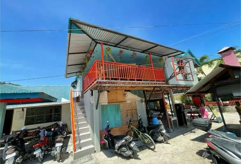 هتل Oyo 795 Tapales Guest House