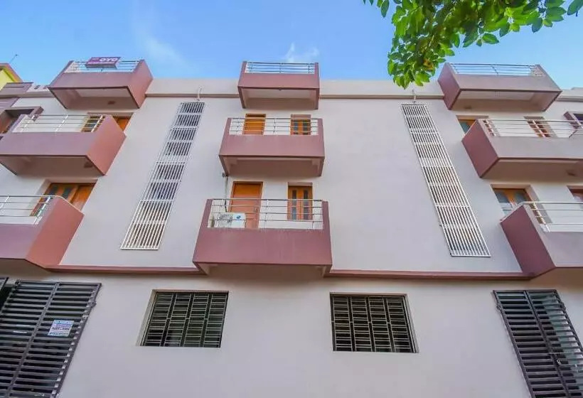 ホテル Flagship 80170 Sai Shiv Residency