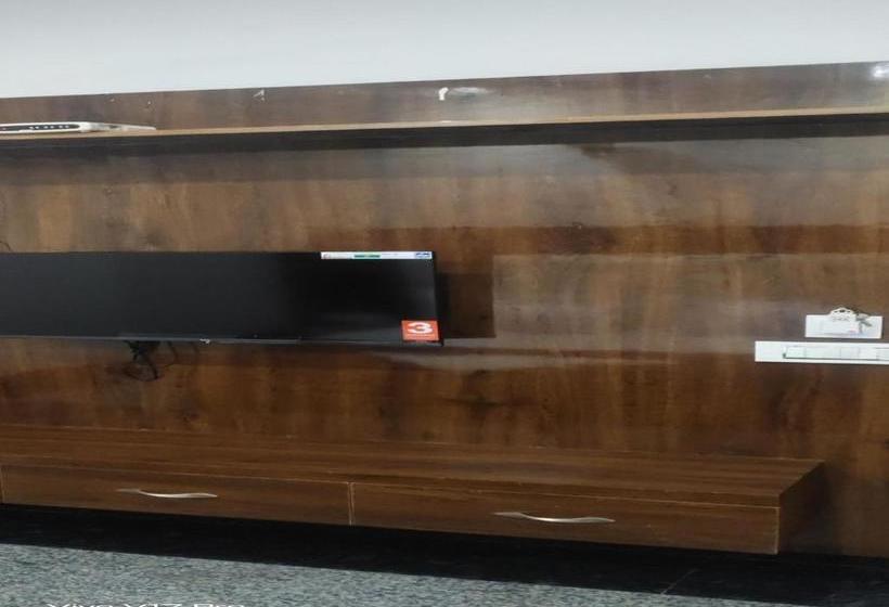 Отель Oyo 80666  Blue Stone