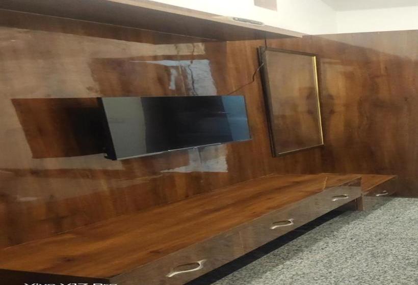 Отель Oyo 80666  Blue Stone