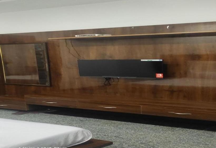 Отель Oyo 80666  Blue Stone