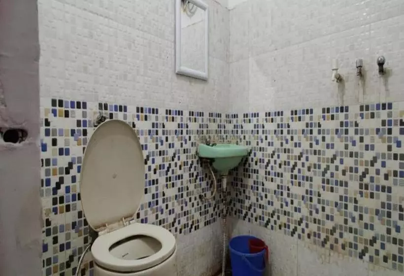 Hotelli Oyo 80763 Tomar Palace