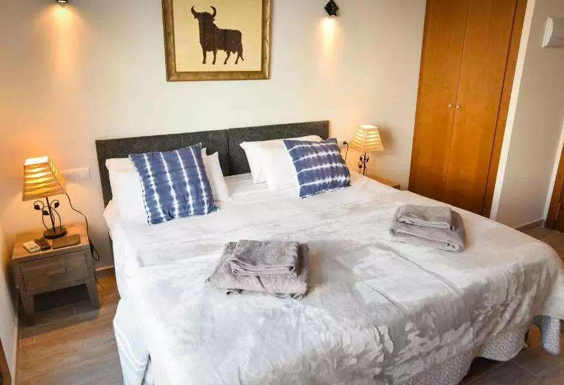 Aamiaismajoitus (B&B) Blanca Boutique Bnb