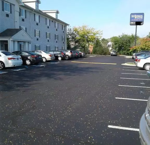 Hotelli Intown Suites Extended Stay Indianapolis In   Greenwood