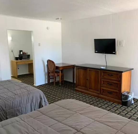 Hotelli Raton’s Peak Inn