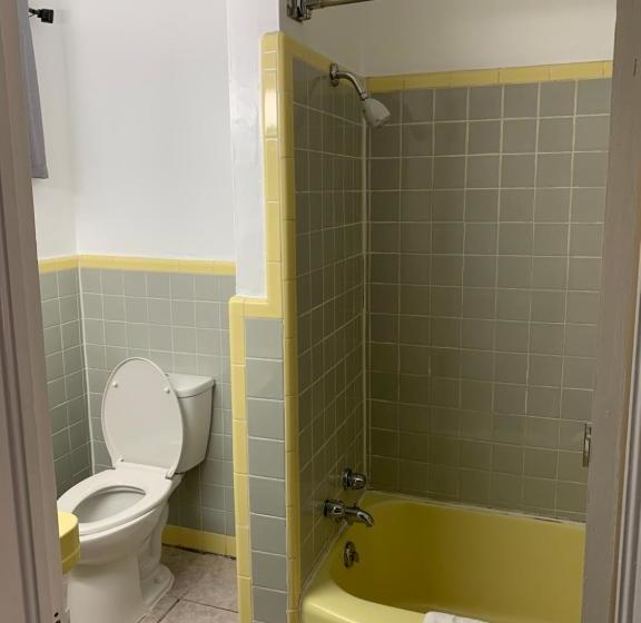 فندق Raton’s Peak Inn