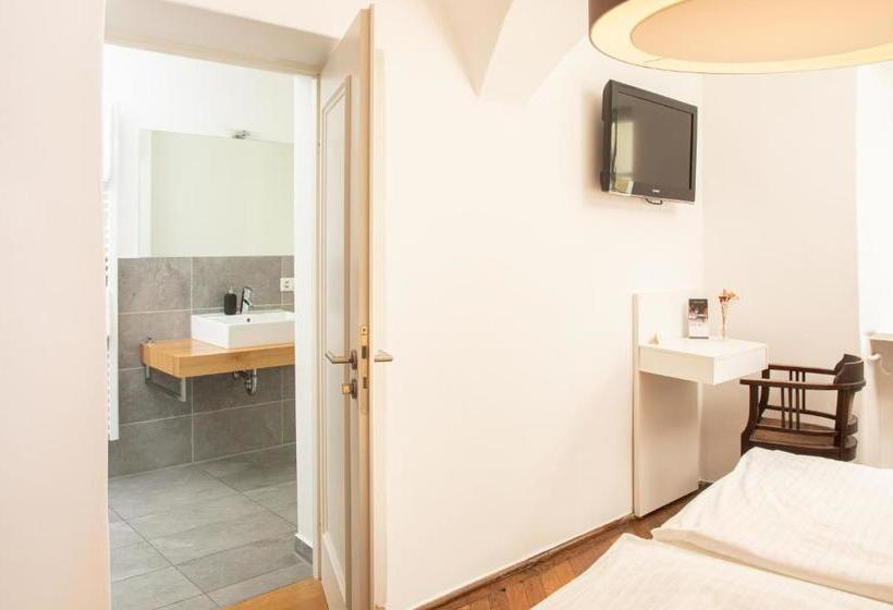 Отель Restaurant271