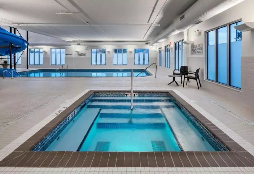 ホテル Towneplace Suites By Marriott West Kelowna