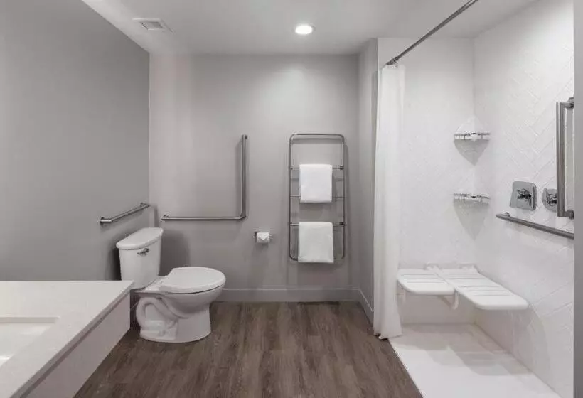 ホテル Towneplace Suites By Marriott West Kelowna