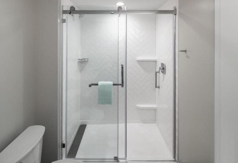 酒店 Towneplace Suites By Marriott West Kelowna