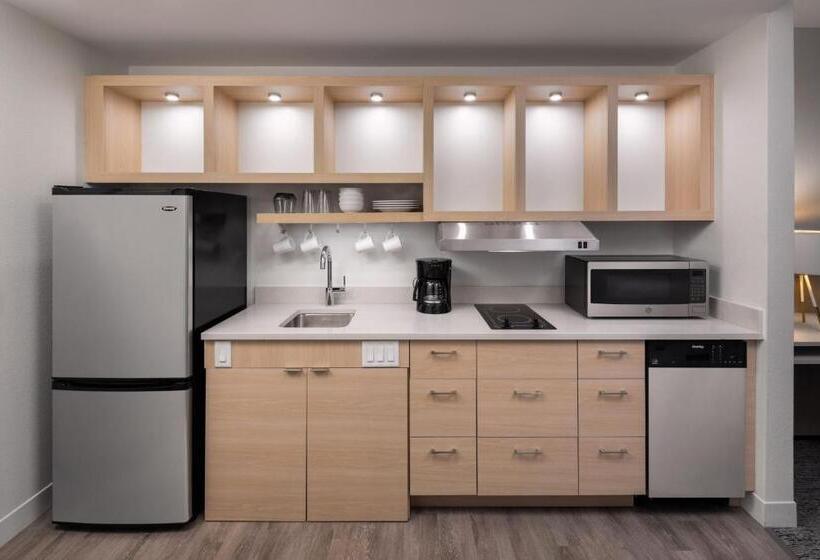 酒店 Towneplace Suites By Marriott West Kelowna