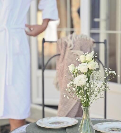 住宿加早餐  La Bastide Du Rocher Boutique Hôtel & Spa