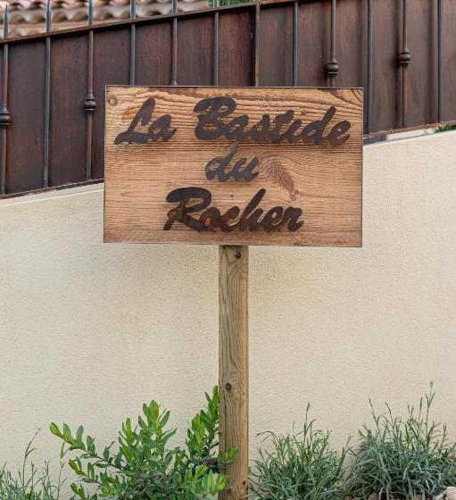 住宿加早餐  La Bastide Du Rocher Boutique Hôtel & Spa