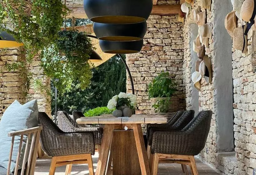 ベッドアンドブレックファースト Le Mas De Béthel