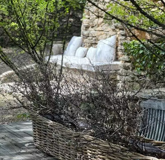 ベッドアンドブレックファースト Le Mas De Béthel