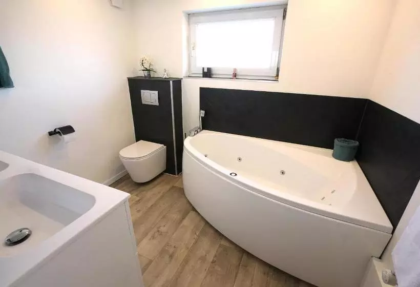 Aamiaismajoitus (B&B) Marias Guest House