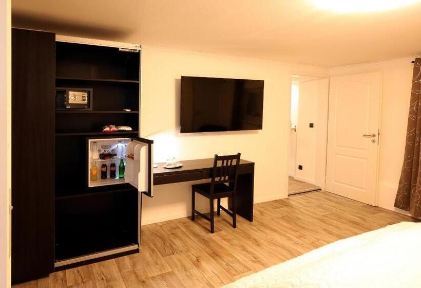 مبيت وإفطار Marias Guest House