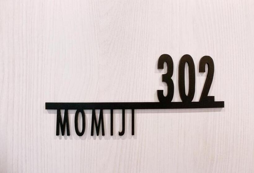 Bar & Hotel Colors Miyajima