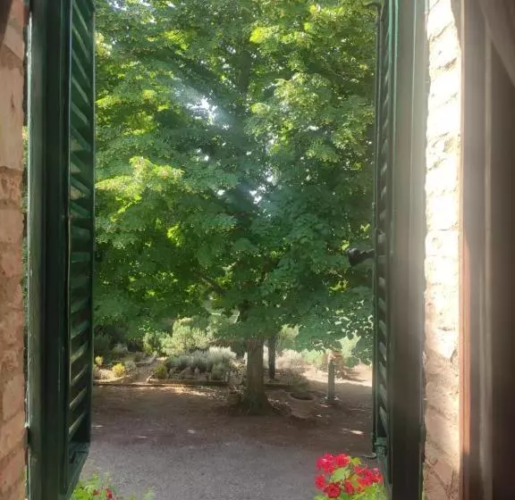 ホテル Borgo Villa A Tolli