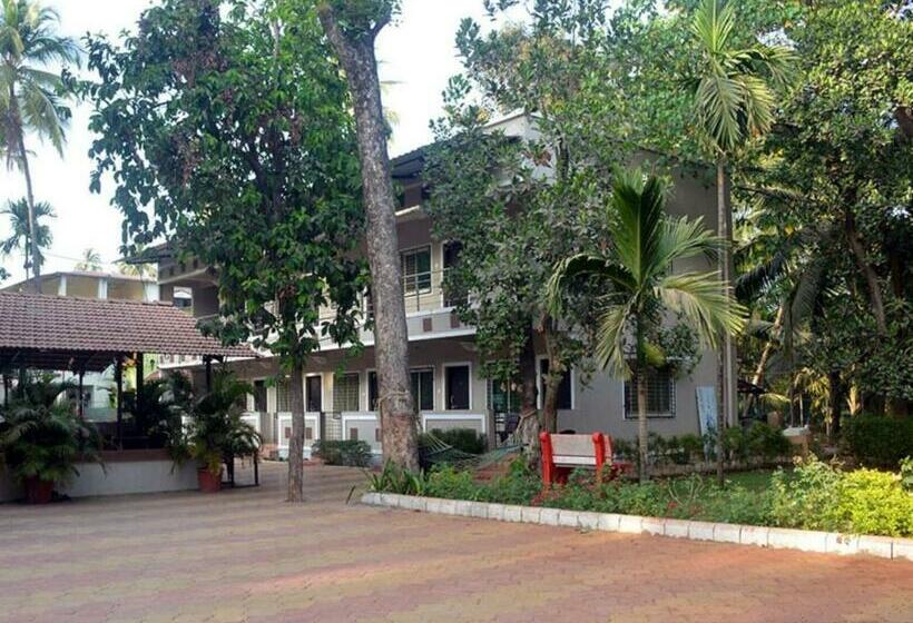Отель Patel Cottage Beach Road Alibag