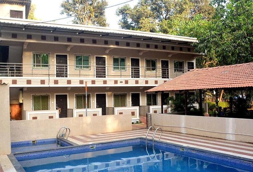 Отель Patel Cottage Beach Road Alibag