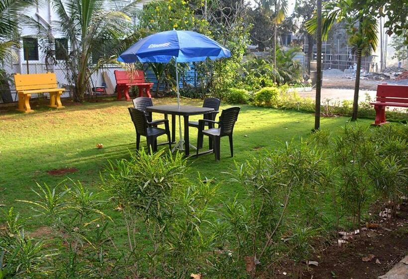 Отель Patel Cottage Beach Road Alibag
