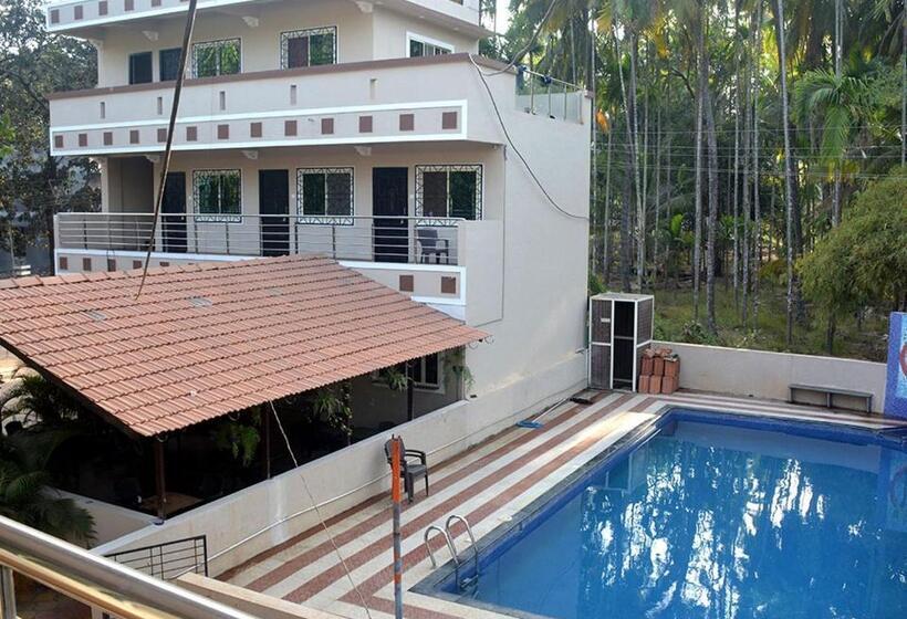 Отель Patel Cottage Beach Road Alibag