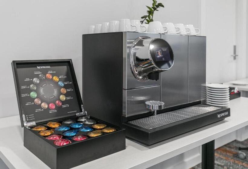 호텔 Ramada By Wyndham Newmarket Auckland