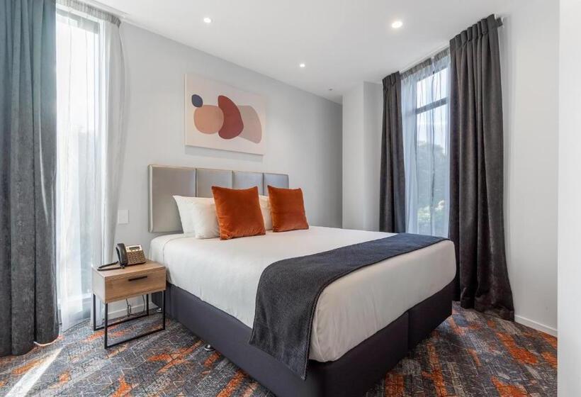 호텔 Ramada By Wyndham Newmarket Auckland