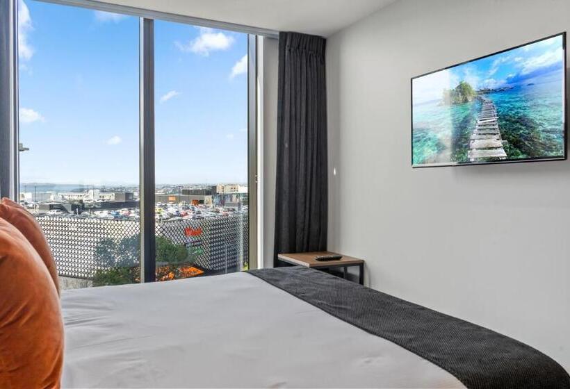 호텔 Ramada By Wyndham Newmarket Auckland