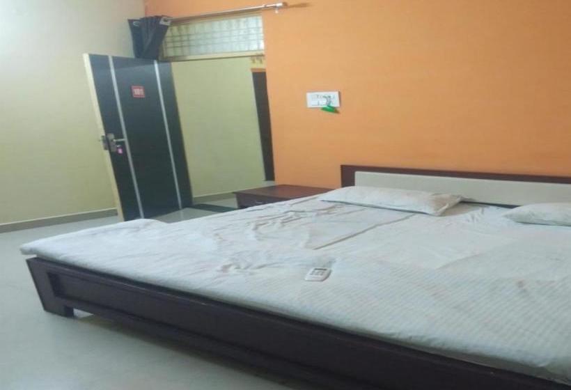 ホテル Spot On 79492  Green