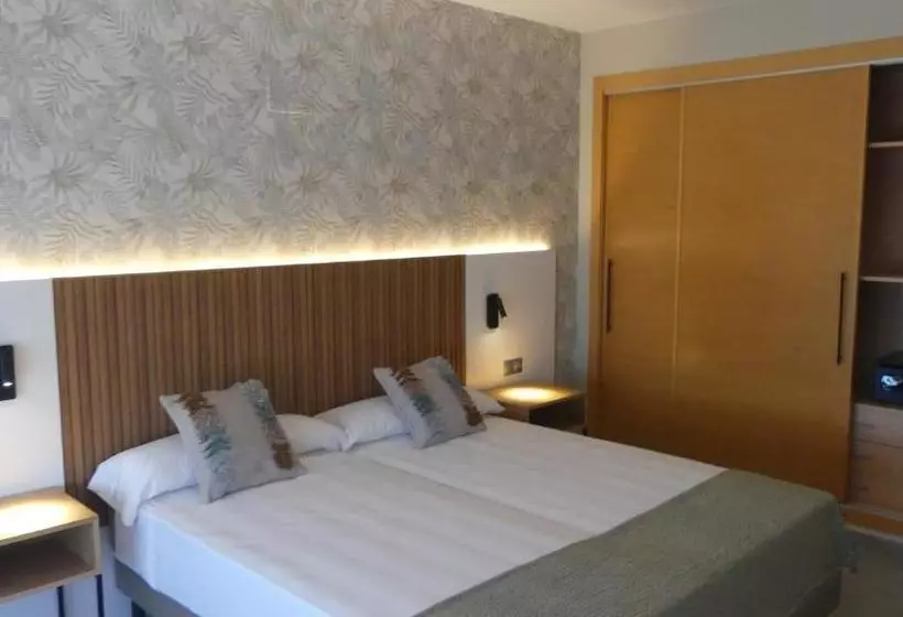 Hotelli Vistamar Wellness By Dlv