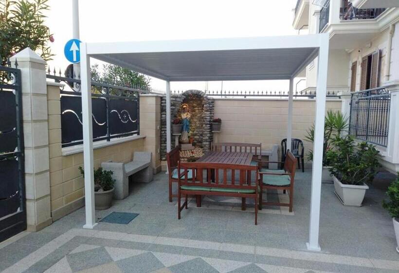 פנסיון Casa Per Ferie Aurora