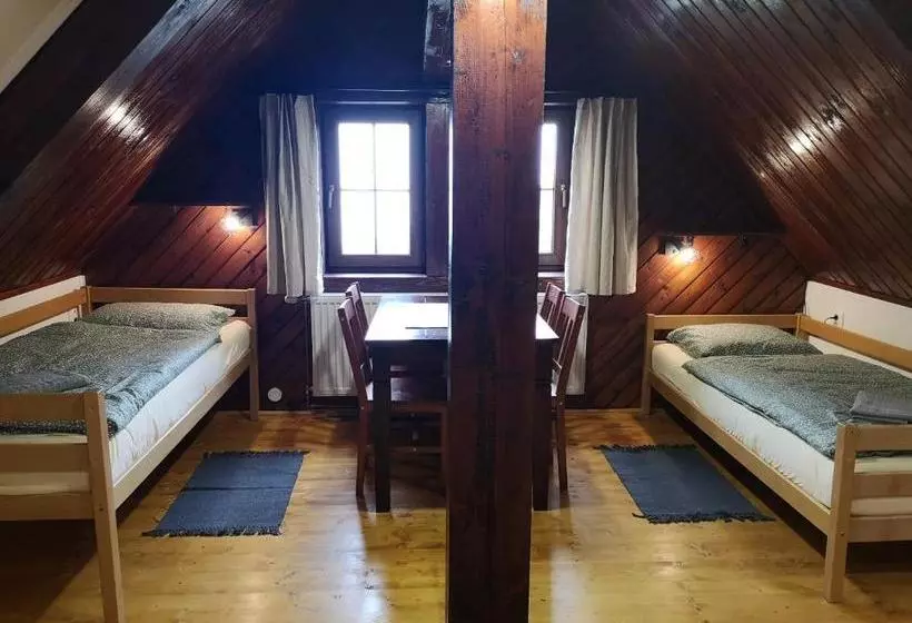 Majatalo Motorest Ski čertovica