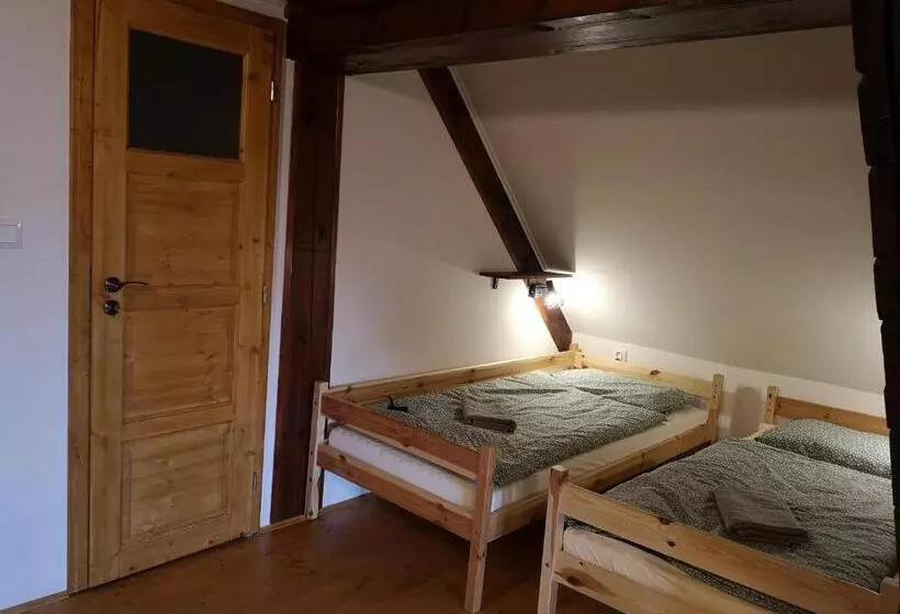 Majatalo Motorest Ski čertovica