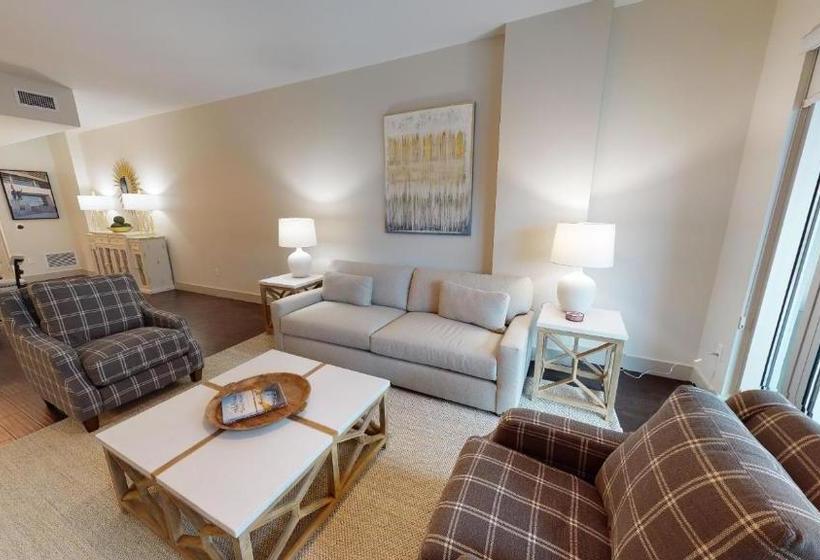 Westgate Luxury Condominiums