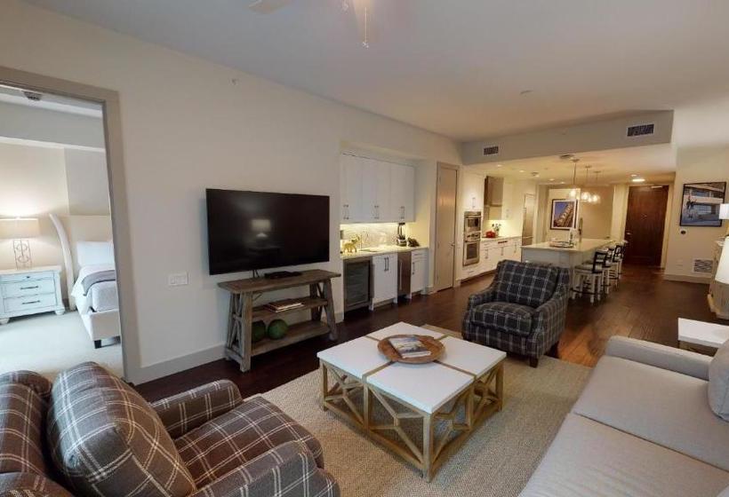 Westgate Luxury Condominiums