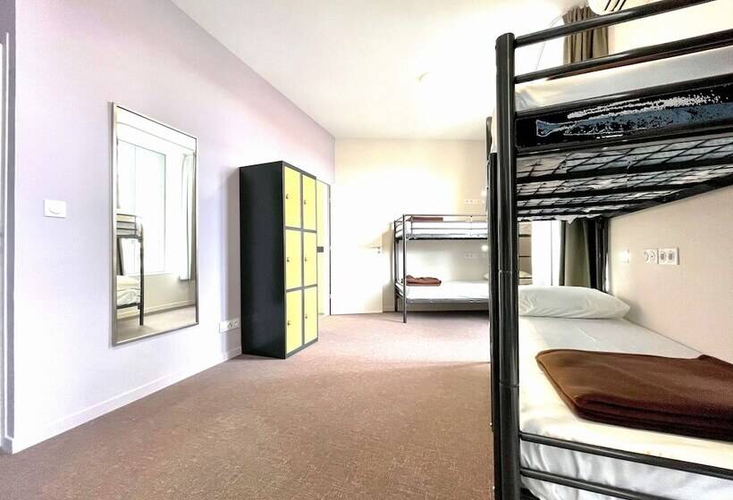 Hostel Vertigo Nîmes Gare Centre
