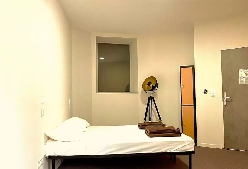 Hostel Vertigo Nîmes Gare Centre