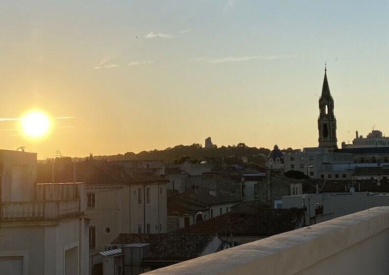 Hostel Vertigo Nîmes Gare Centre
