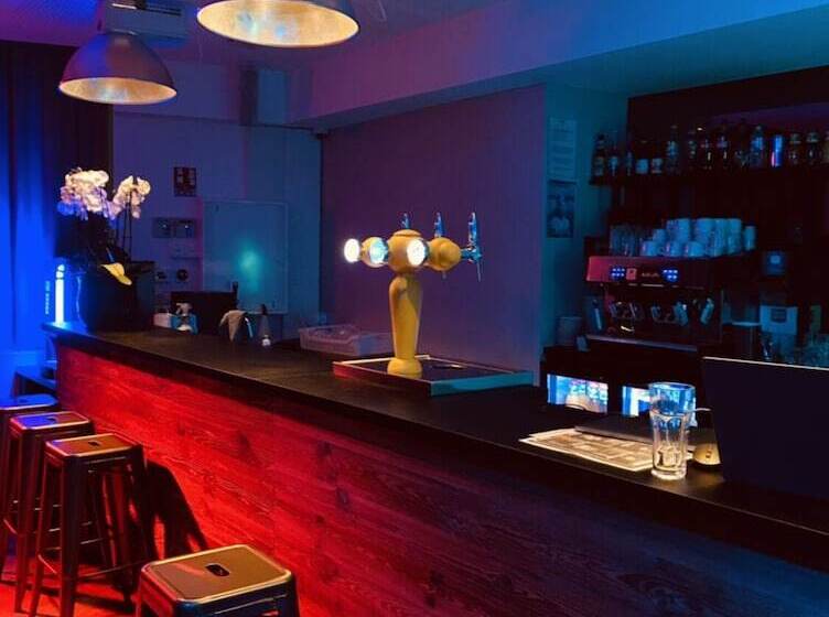 Hostel Vertigo Nîmes Gare Centre