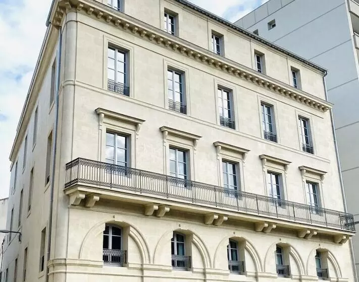 Hostel Vertigo Nîmes Gare Centre